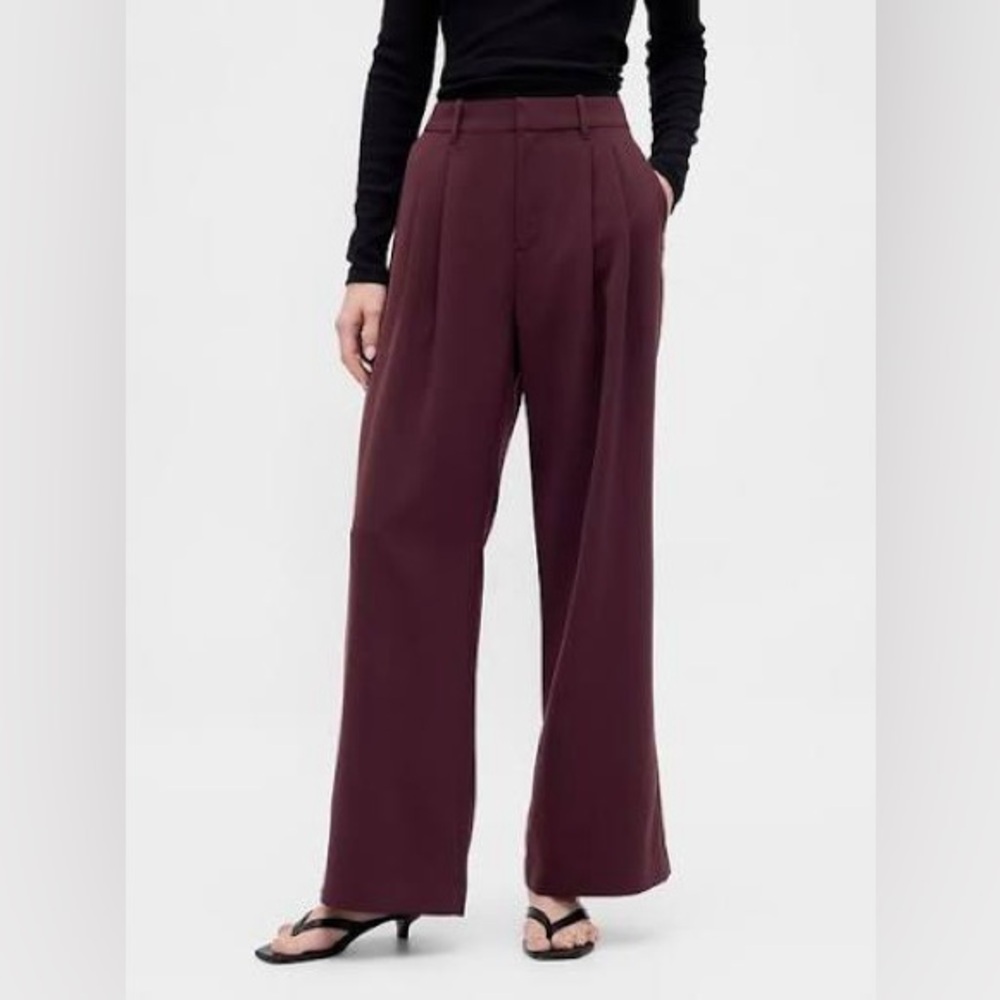 GAP 365 Pleated high rise trousers Burgundy 12 Tall